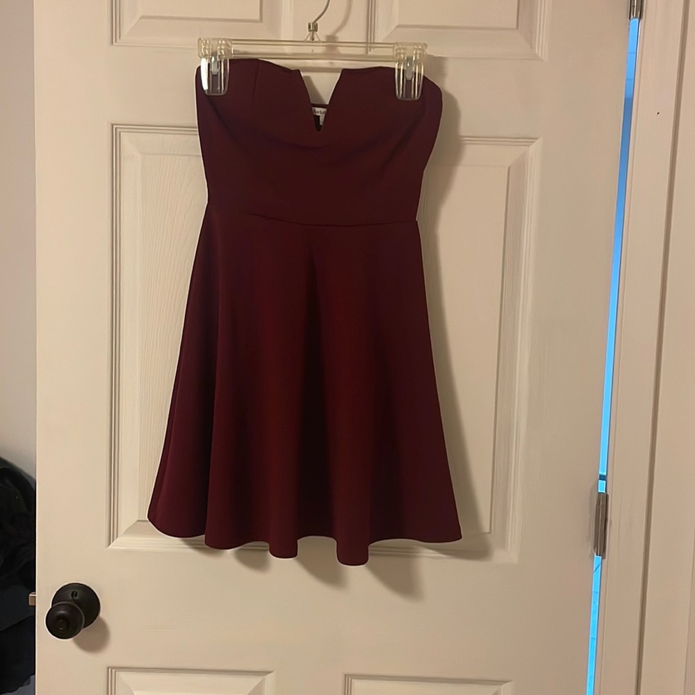 Maroon, strapless, mini dress size extra small